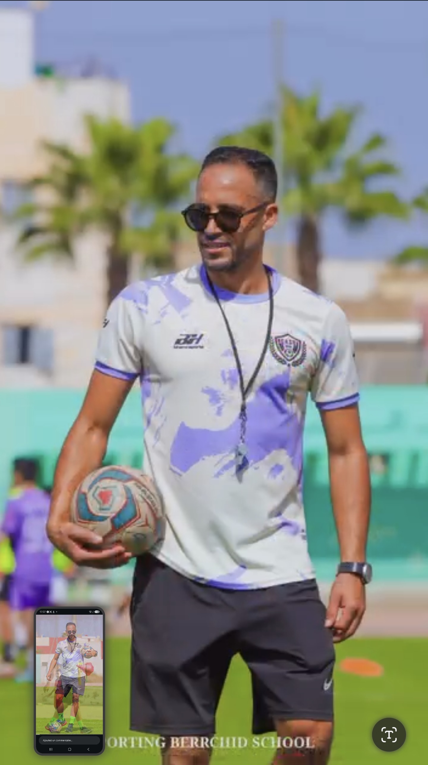 Omar Zouahri, préparateur physique sur un terrain